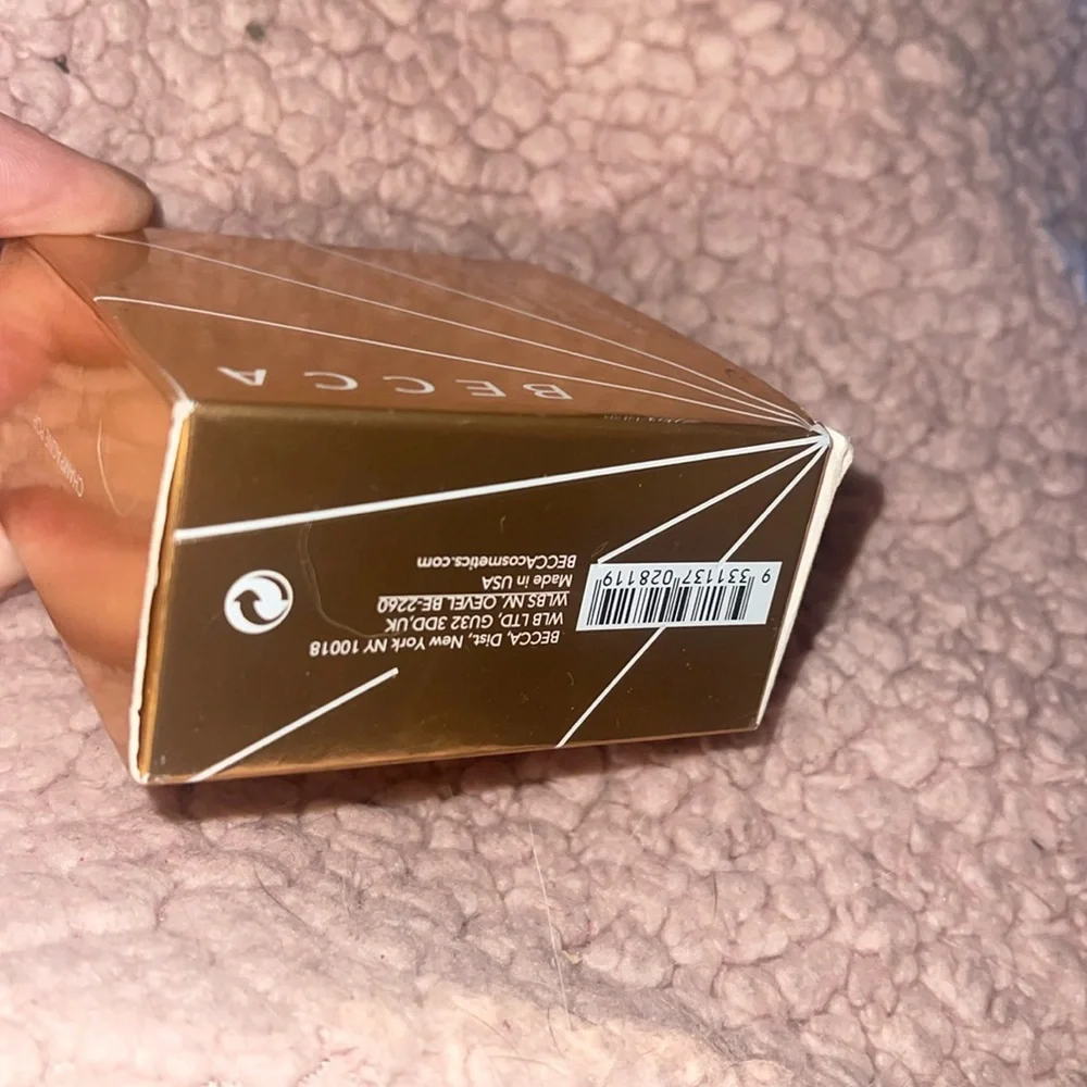 BECCA Glow Dust High Lighter. Champagne Pop. New In Box. Authentic - Picture 3 of 3